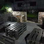 Pod Brzegiem * Niedźwiedź